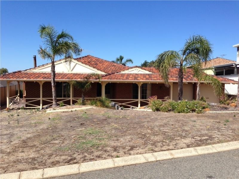 5 Flinton Court, Halls Head WA 6210