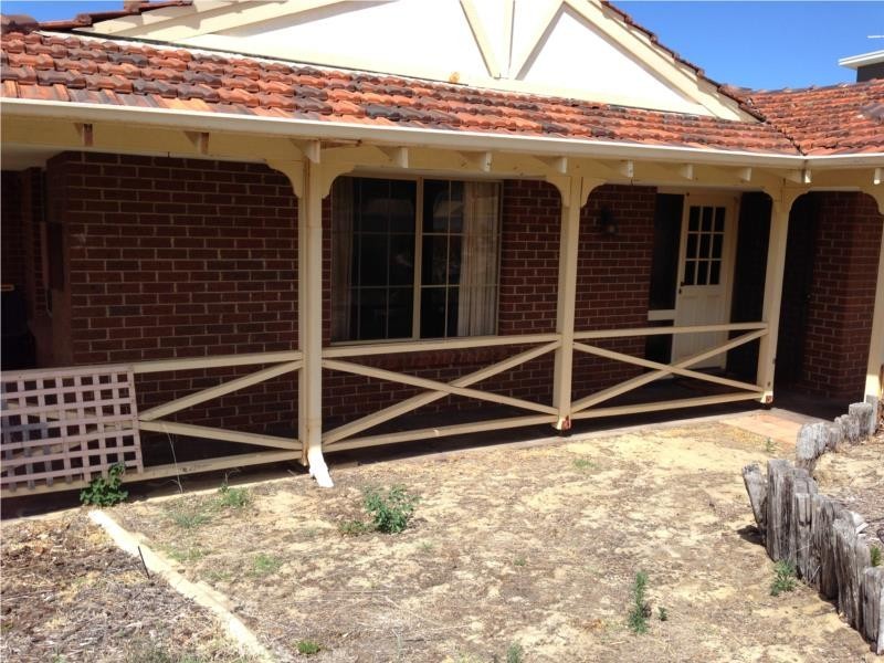 5 Flinton Court, Halls Head WA 6210