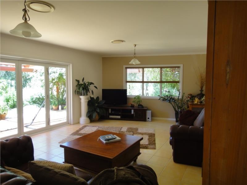 3779 Great North Road, Laguna NSW 2325