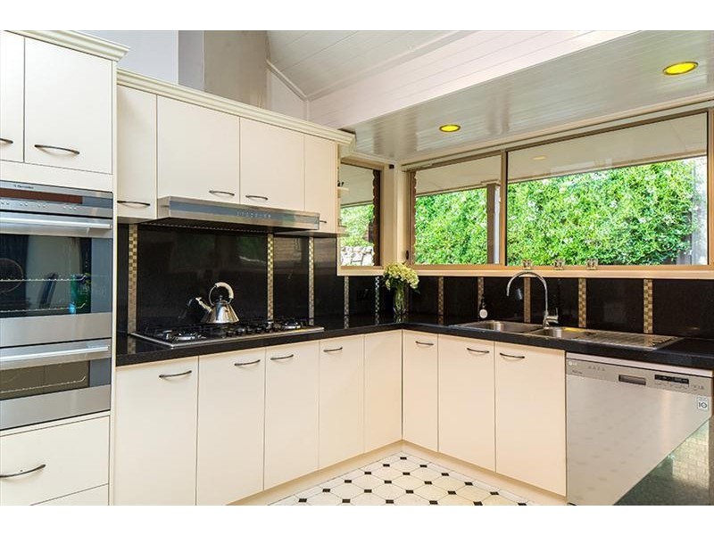 905 Stelling Street, Albury NSW 2640