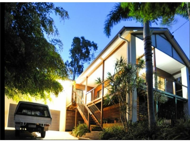 18 Stewart Drive, Cannonvale QLD 4802