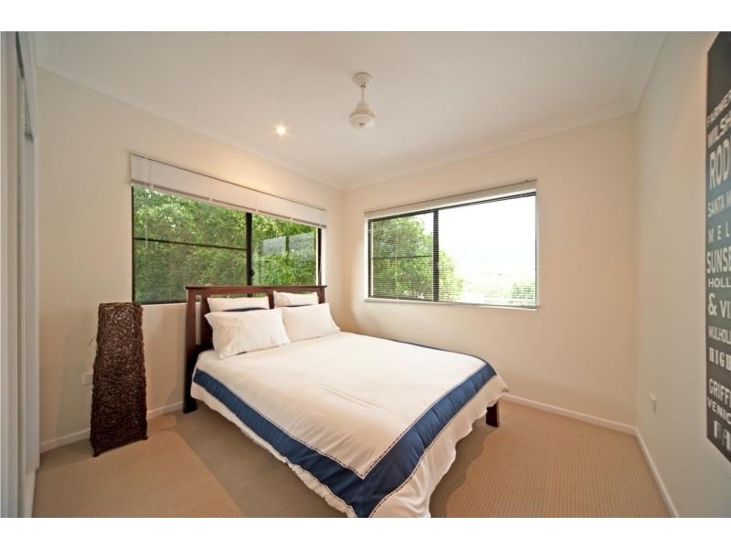 18 Stewart Drive, Cannonvale QLD 4802