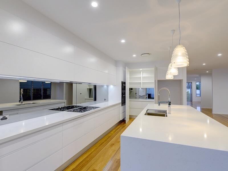 35 Raven Street, Camp Hill QLD 4152