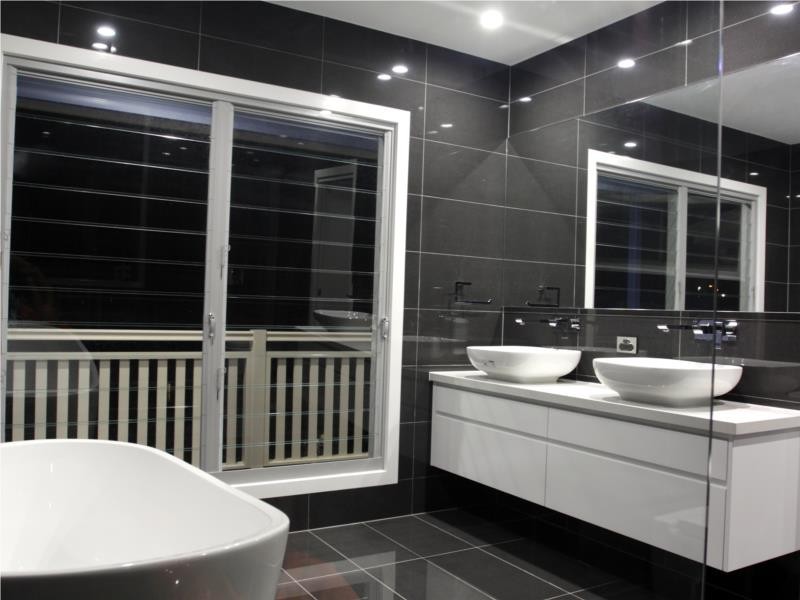 35 Raven Street, Camp Hill QLD 4152