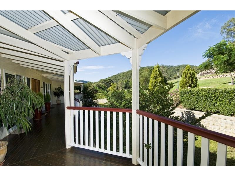 17 Timberview Drive, Wongawallan QLD 4210