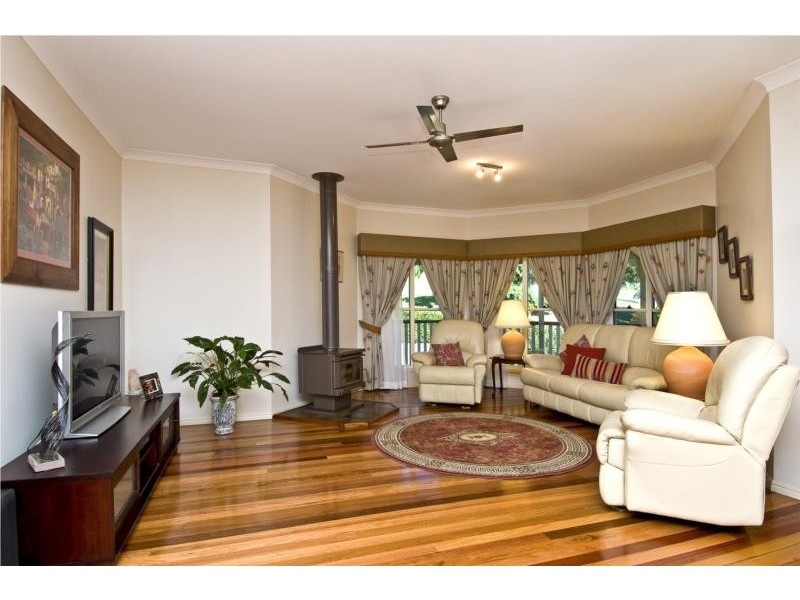 17 Timberview Drive, Wongawallan QLD 4210