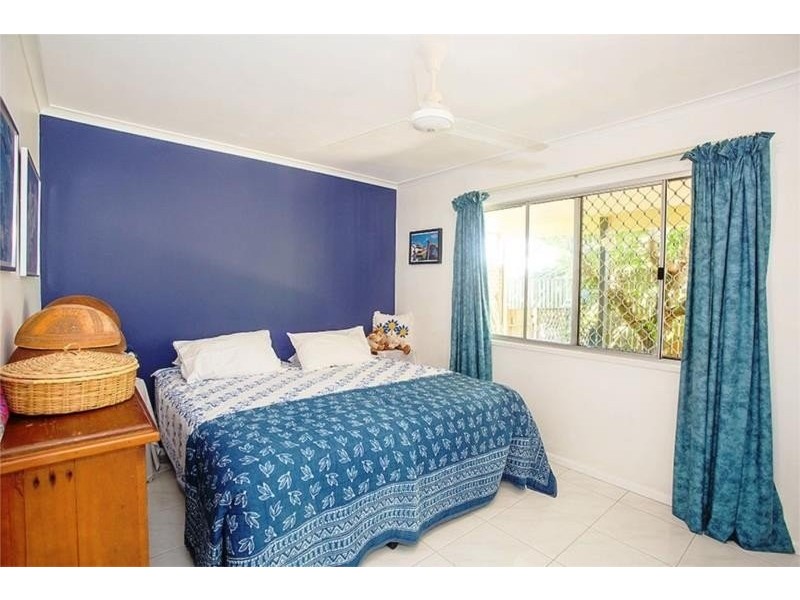 Slade Point QLD 4740