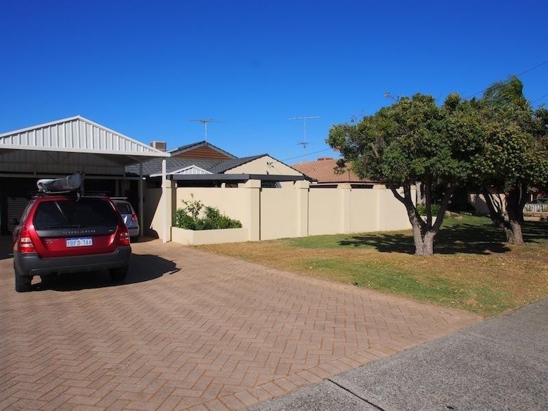632 Safety Bay Road, Waikiki WA 6169