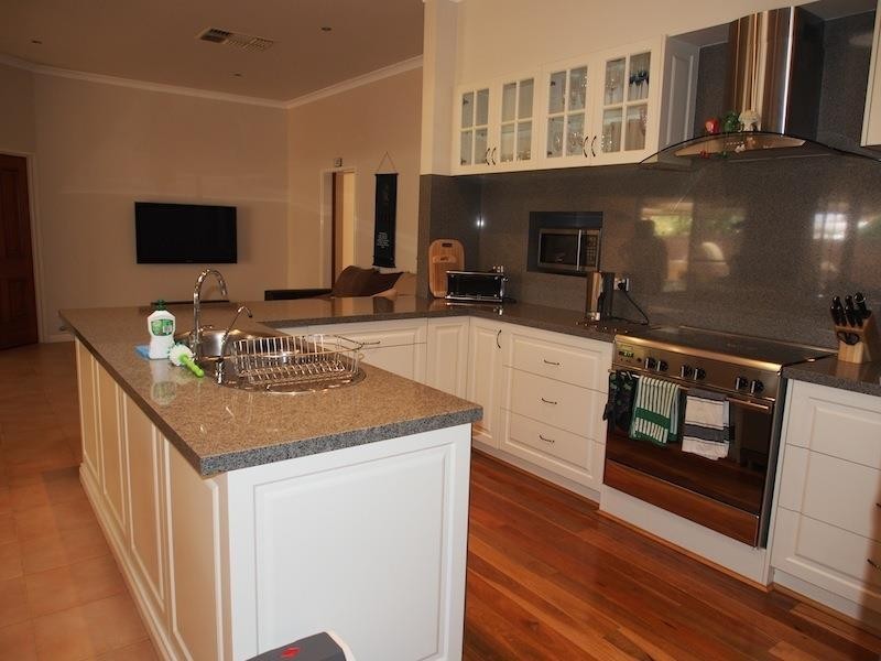 632 Safety Bay Road, Waikiki WA 6169