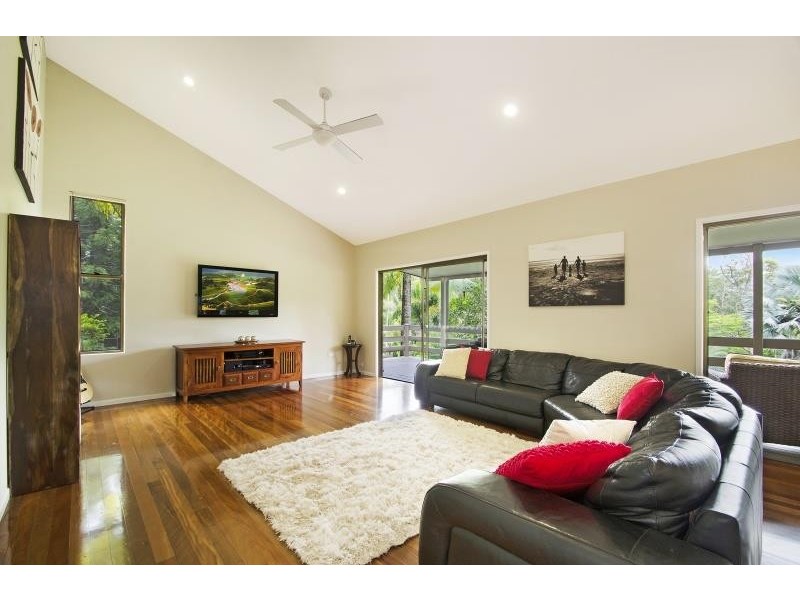 204 Glass House-Woodford Road, Glass House Mountains QLD 4518