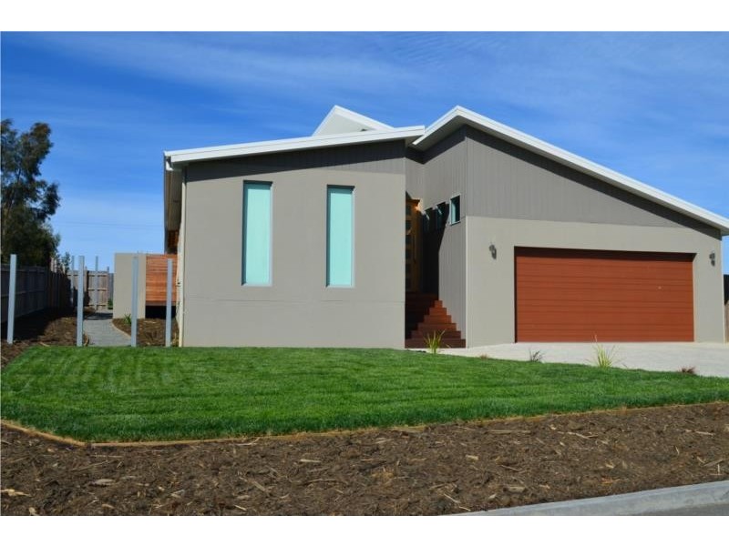 36 Kirabati Road, Midway Point TAS 7171
