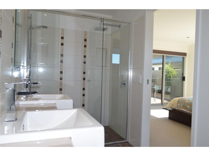 36 Kirabati Road, Midway Point TAS 7171