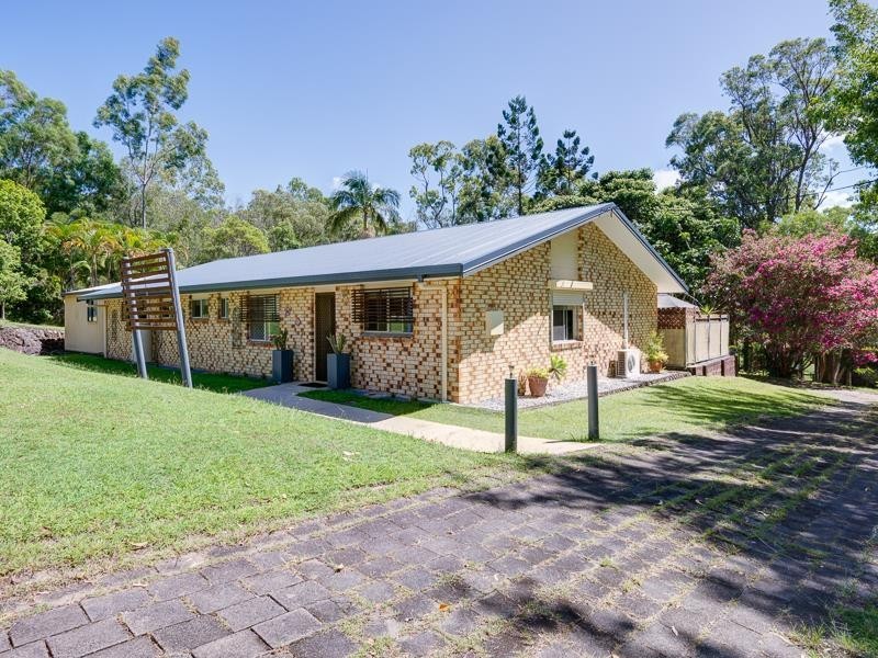 4 Carrama Court, Mudgeeraba QLD 4213