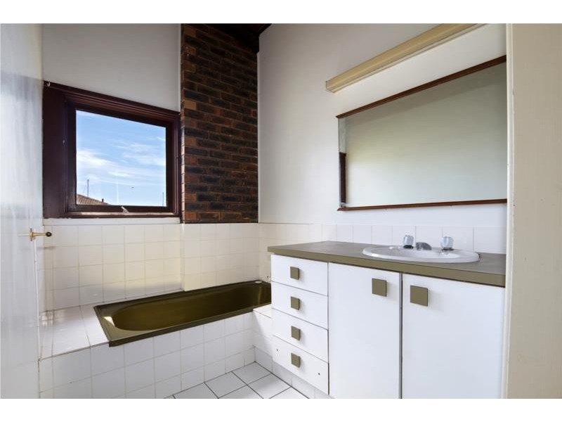 31 Adelong Crescent, Buddina QLD 4575