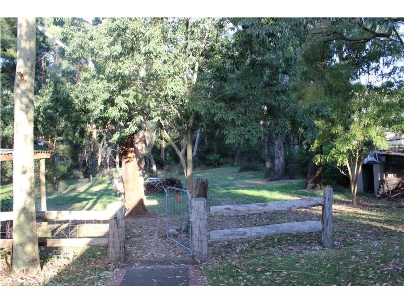 22 Bartley Road, Belgrave South VIC 3160