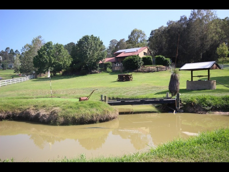 24 Walker Drive, Kooralbyn QLD 4285