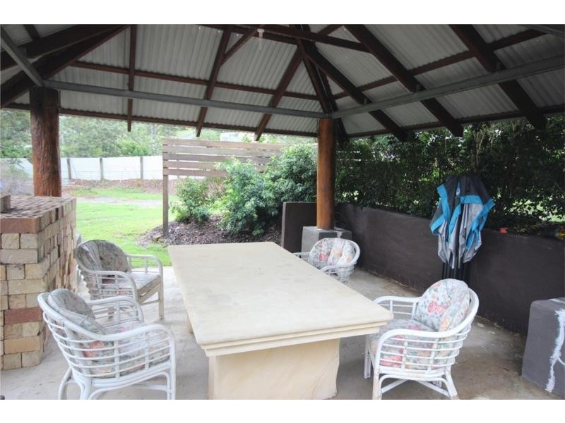 24 Walker Drive, Kooralbyn QLD 4285