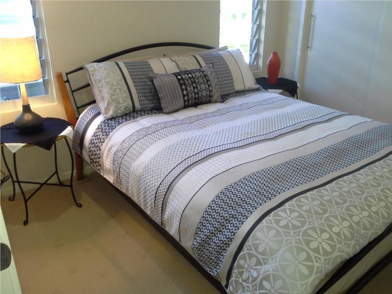 2/541 Esplanade, Urangan QLD 4655