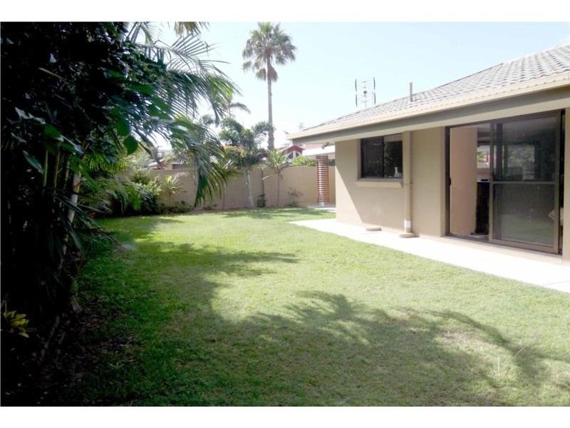 22 Bluejay Street, Burleigh Waters QLD 4220