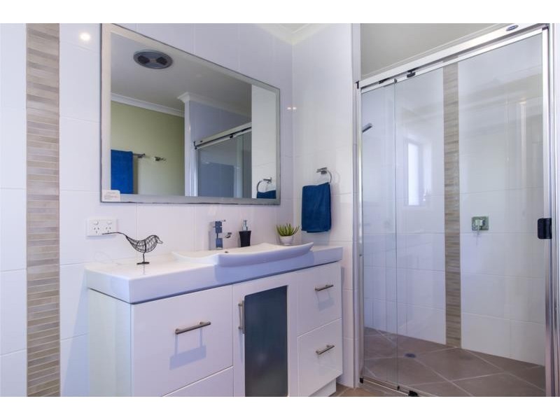 355 Nicklin Way, Bokarina QLD 4575