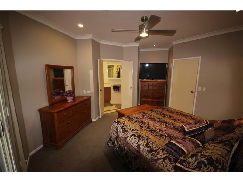 95-97 Scarvell Place, Kooralbyn QLD 4285