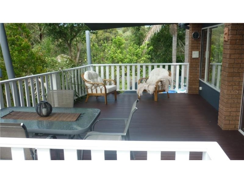 16 Andrew Road, Valentine NSW 2280