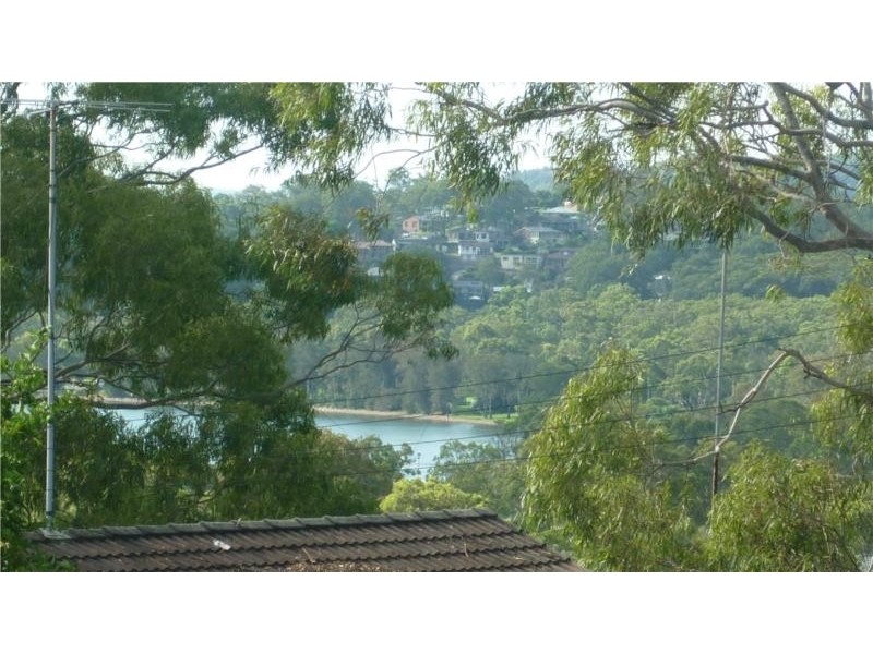 16 Andrew Road, Valentine NSW 2280