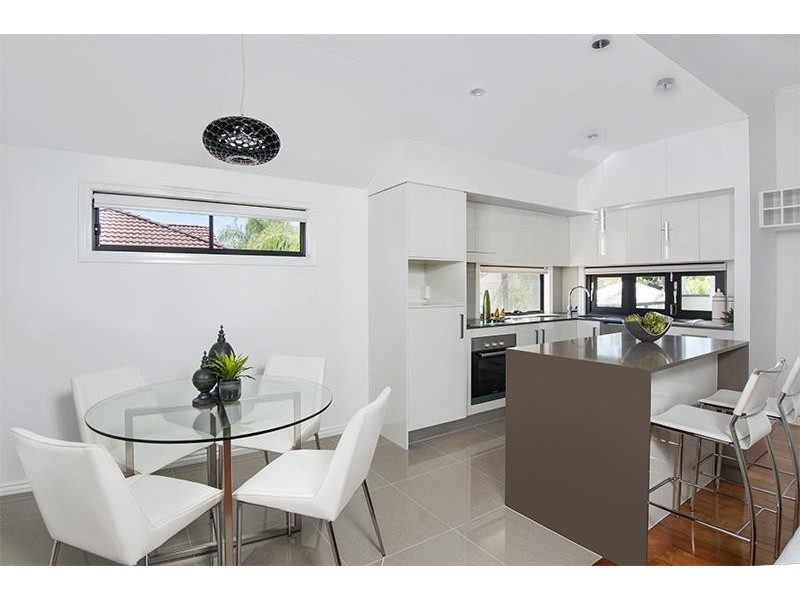 47 Macaulay Street, Coorparoo QLD 4151