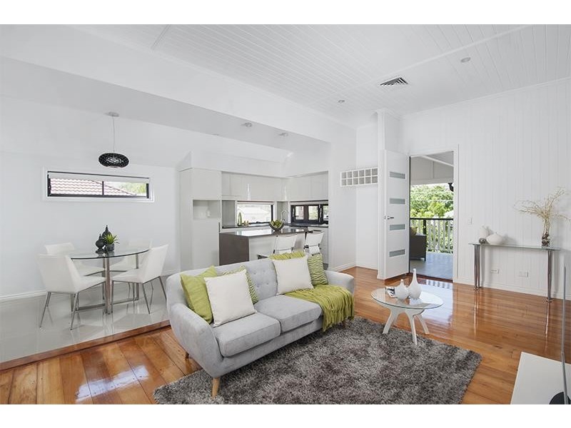 47 Macaulay Street, Coorparoo QLD 4151