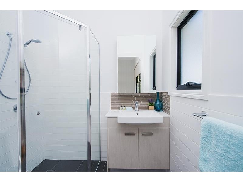 47 Macaulay Street, Coorparoo QLD 4151