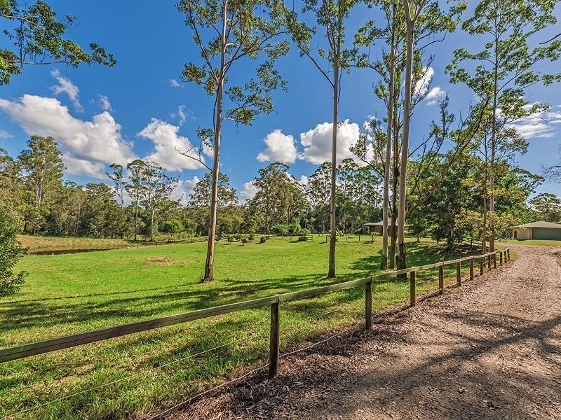 89 Black Pinch Road, Pomona QLD 4568