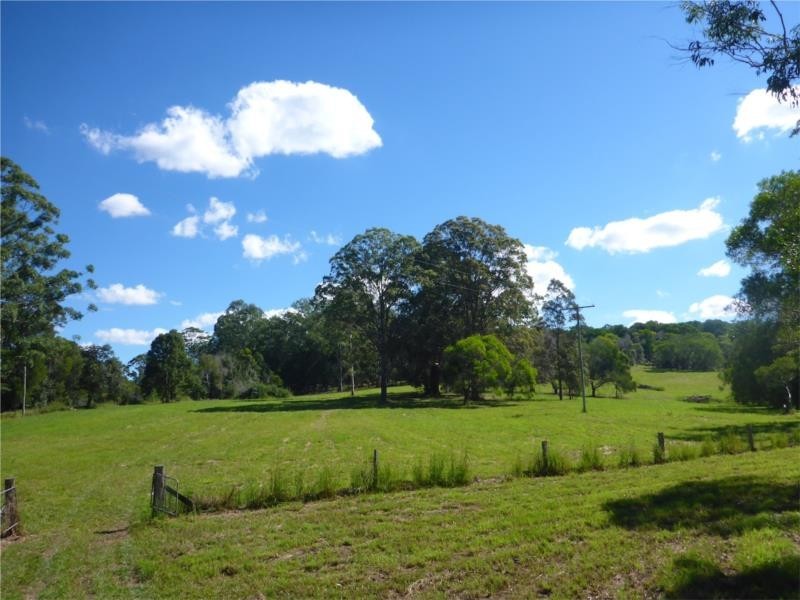 89 Black Pinch Road, Pomona QLD 4568