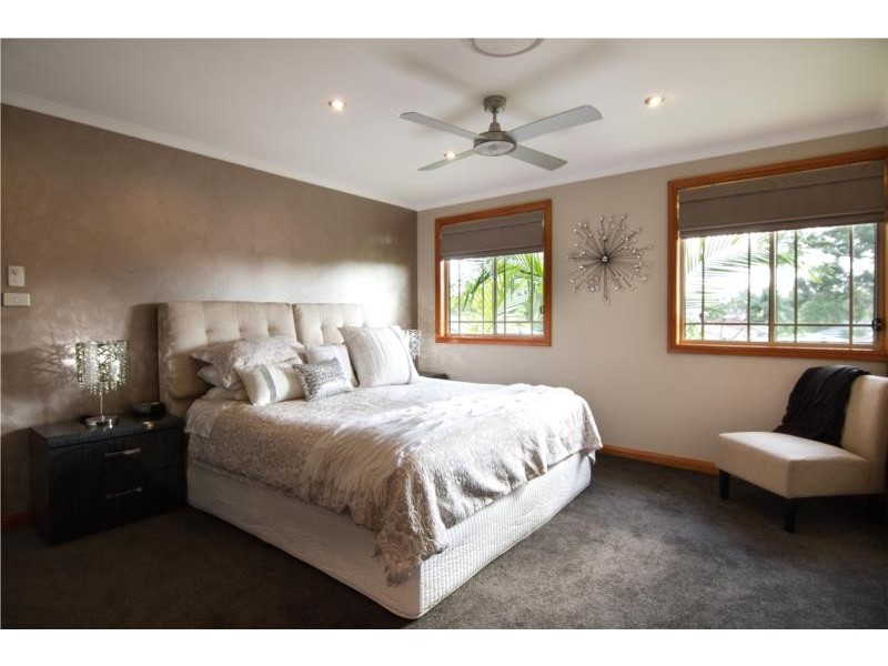 2 Glenmore Place, South Penrith NSW 2750