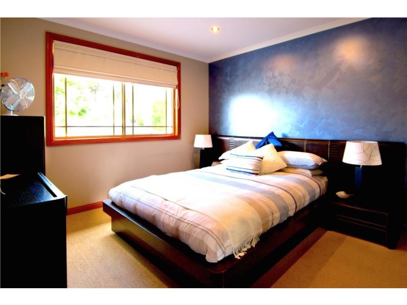 2 Glenmore Place, South Penrith NSW 2750