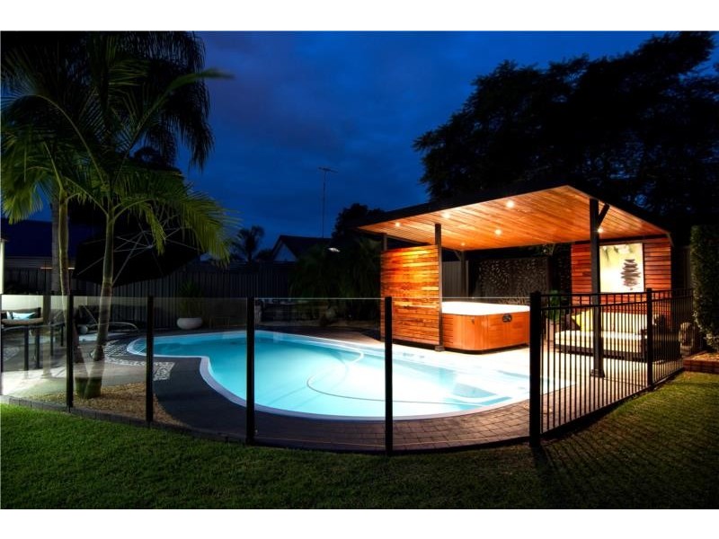 2 Glenmore Place, South Penrith NSW 2750