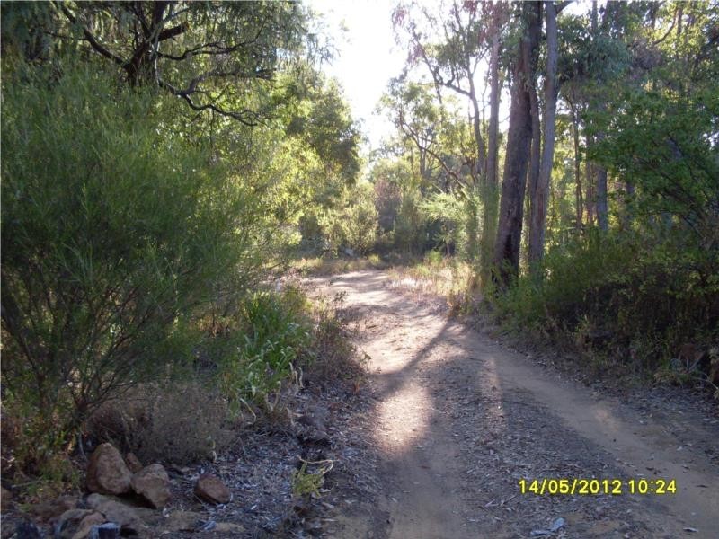 65 Mitton Place, Sawyers Valley WA 6074