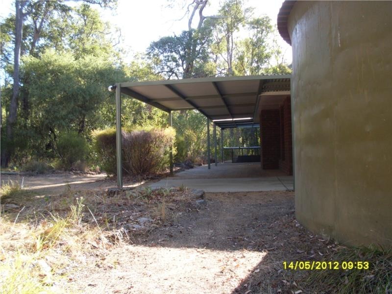 65 Mitton Place, Sawyers Valley WA 6074