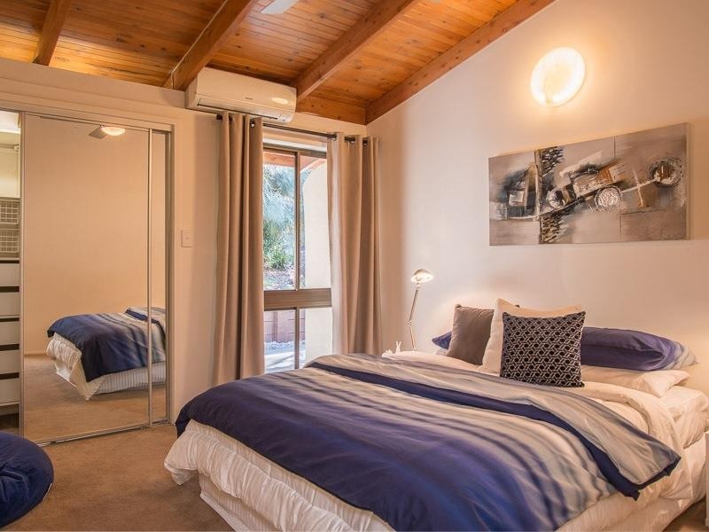 2 Narrabundah Street, Mudgeeraba QLD 4213