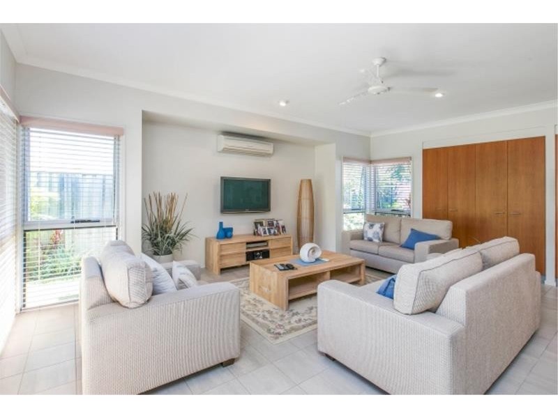 51 Yarra Road, Wakerley QLD 4154
