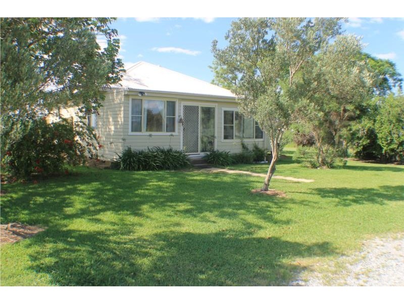 42 Trefolly Road, Singleton NSW 2330