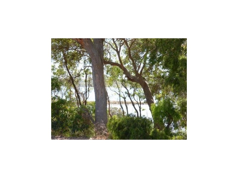 64 Victoria Parade, Augusta WA 6290