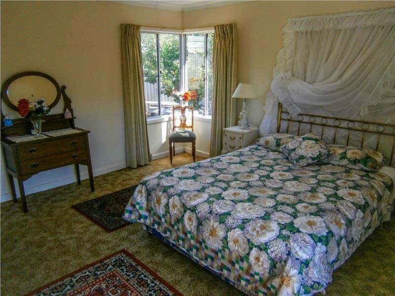 64 Victoria Parade, Augusta WA 6290