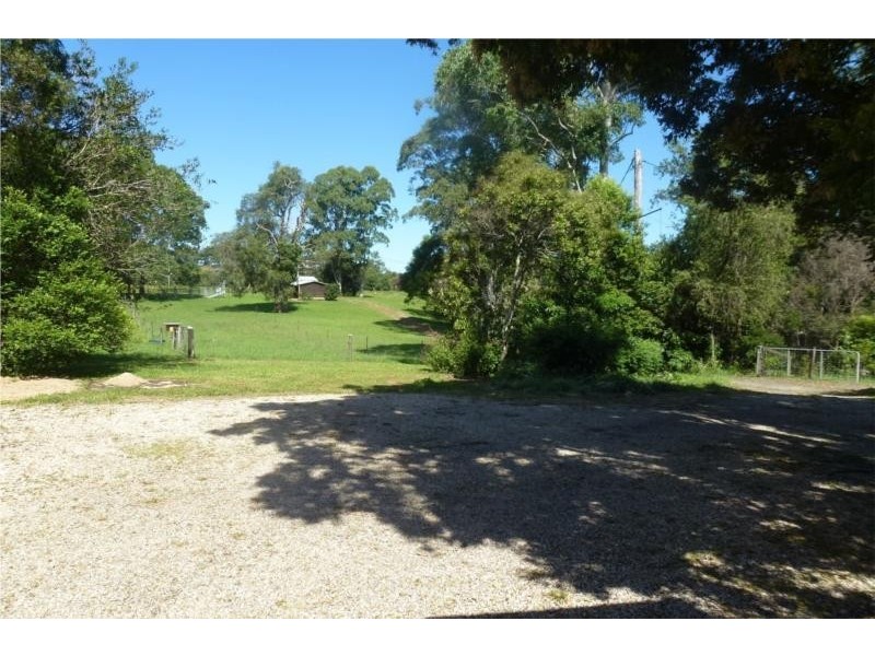 330 Pine Creek Way, Bonville NSW 2441