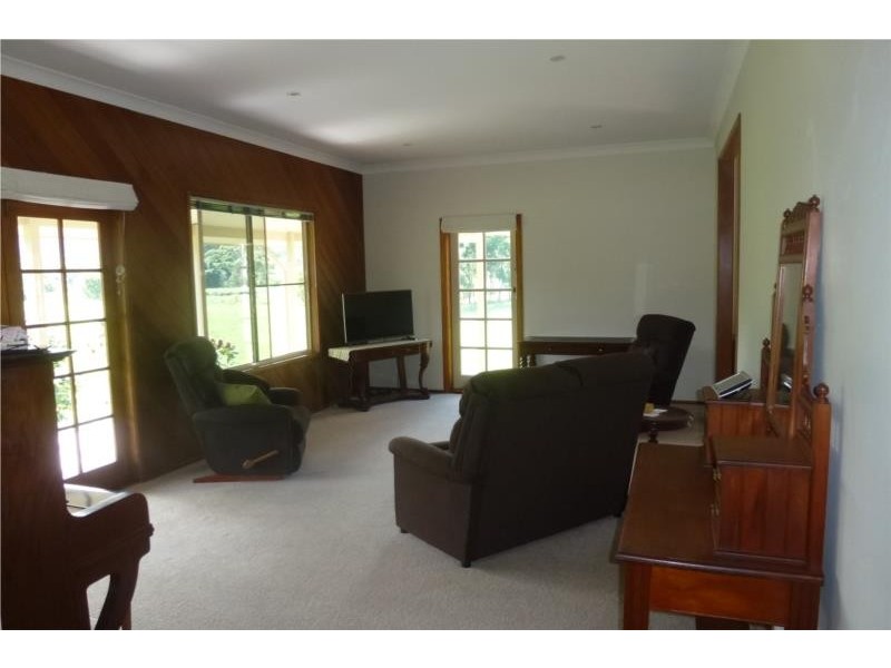 330 Pine Creek Way, Bonville NSW 2441