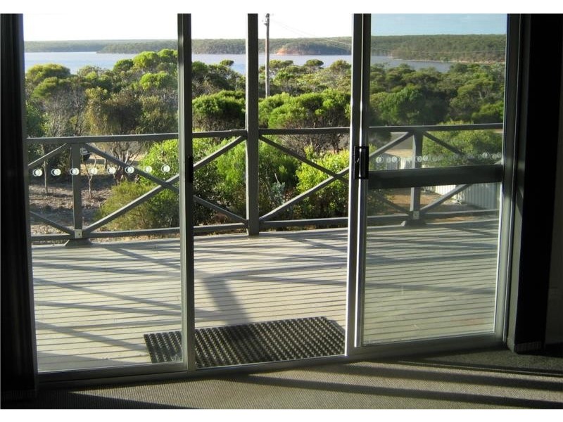 27 George Street, Bremer Bay WA 6338