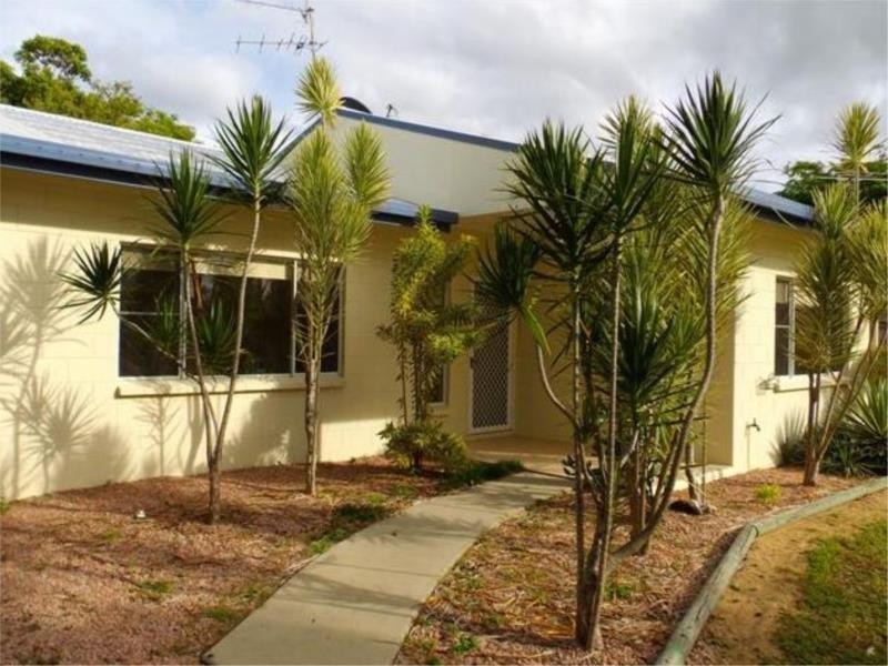 33 Buccaneer Street, South Mission Beach QLD 4852