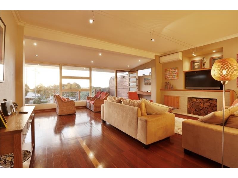 4 Ethelwyn street, Hilton WA 6163