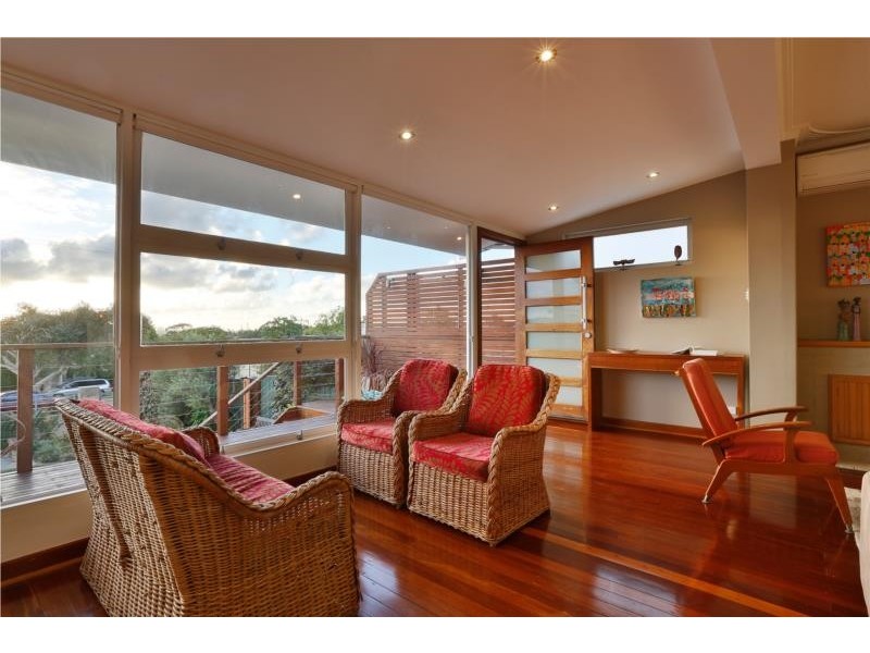4 Ethelwyn street, Hilton WA 6163