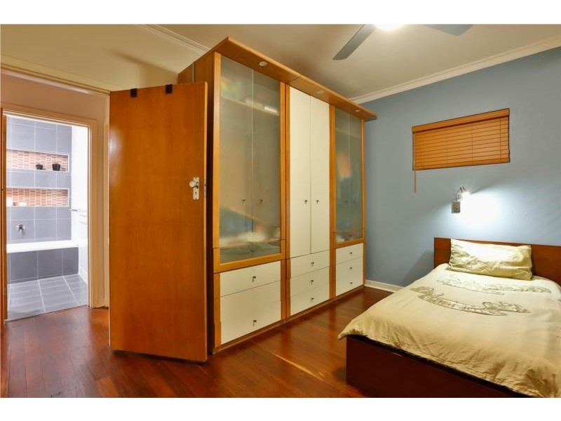 4 Ethelwyn street, Hilton WA 6163