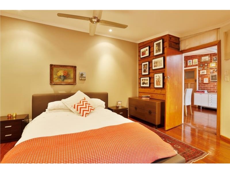 4 Ethelwyn street, Hilton WA 6163